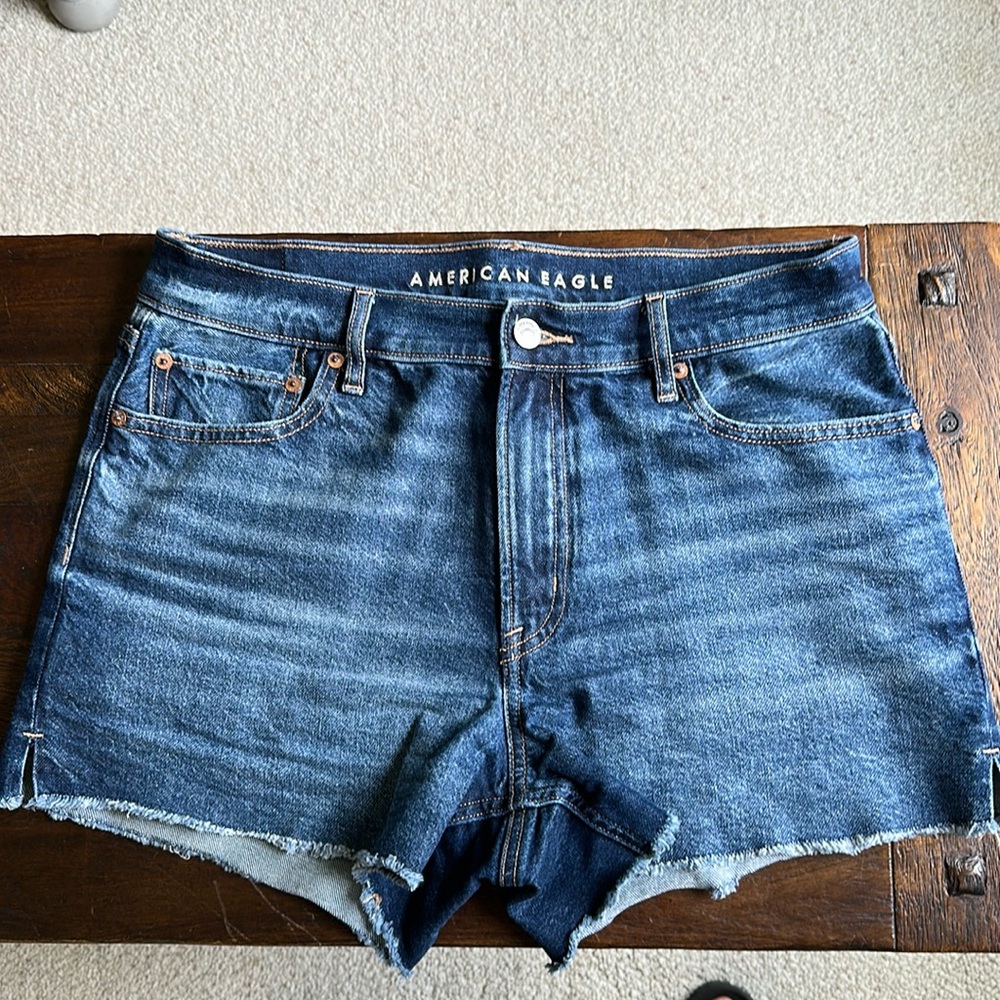 American Eagle denim shorts size 8